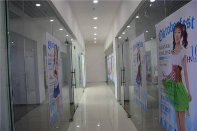 華納音悅童星夢工廠正式落戶阜陽，助力少兒藝術培訓發展